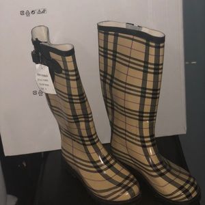 Winter and rain boots